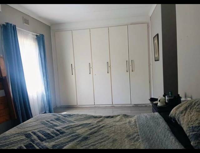 3 BEDROOM FREESTANDING FOR SALE IN ARBORETUM